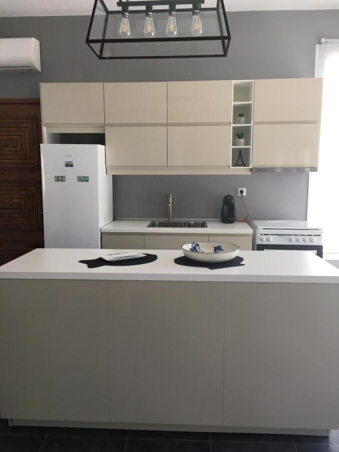 Secret Bay Apartment PalaiónTsiflíkion Exterior foto