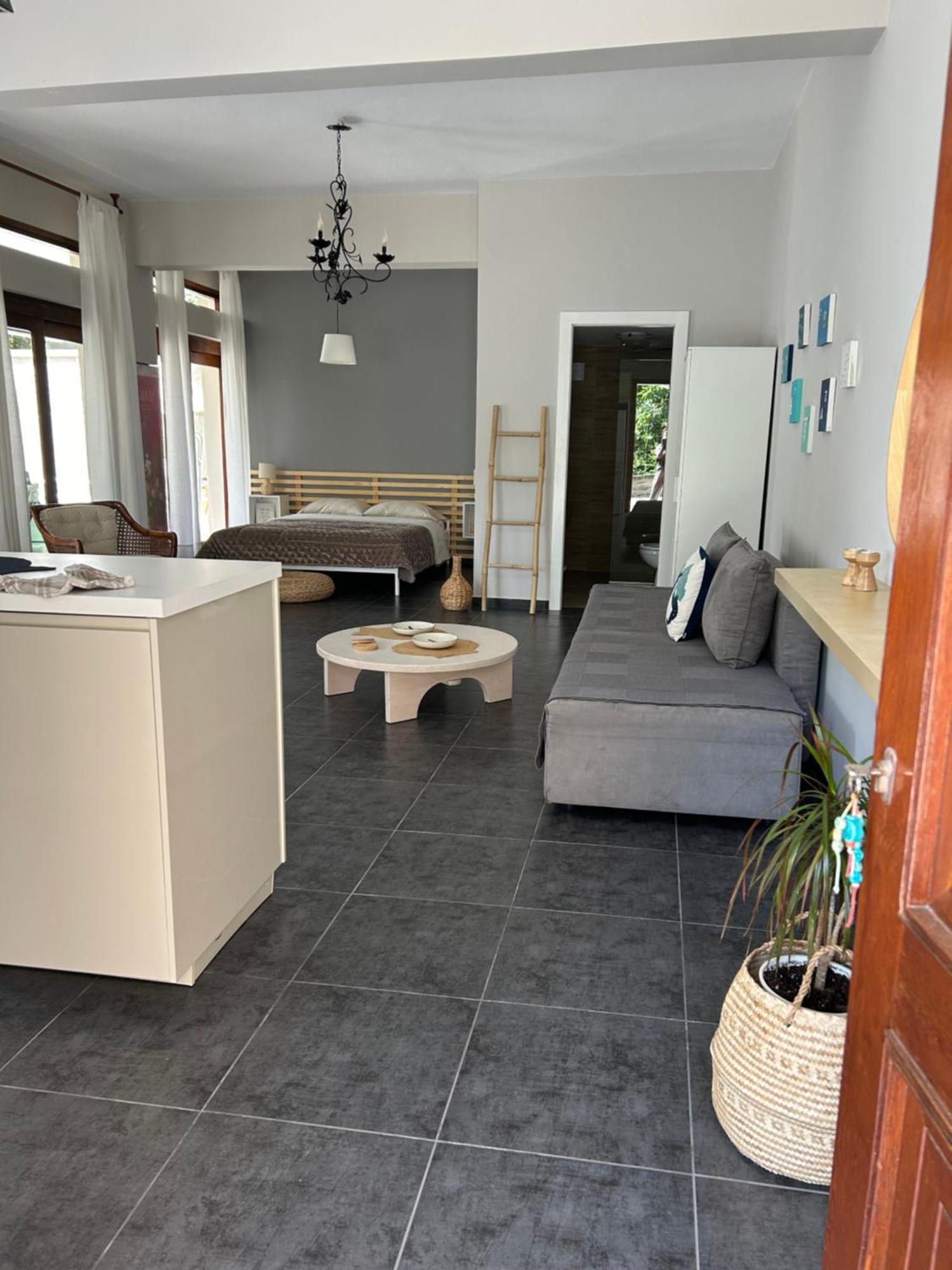 Secret Bay Apartment PalaiónTsiflíkion Exterior foto
